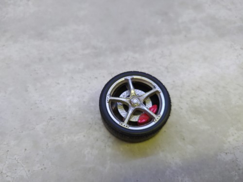 Roue peugeot 206 cc - 1/18,