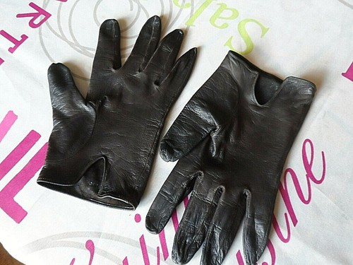 Authentique paire gants - paire,