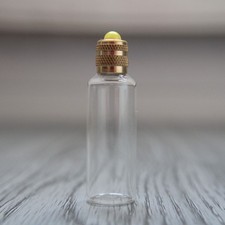 5.7 cm de haut, fiole de sac