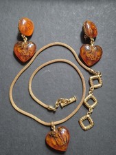 Yves Saint Laurent Parure Vintage – Collier & Clips d’oreilles Cœurs ambrés 