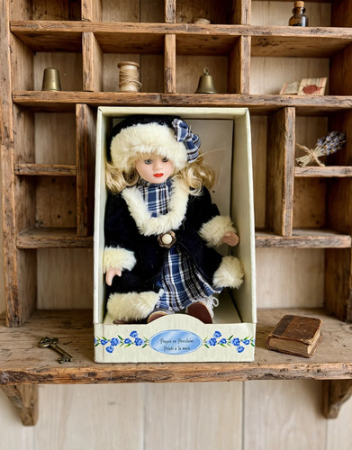 Poupée porcelaine cmp - poupée, en