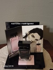 Magnifique  Presentoir