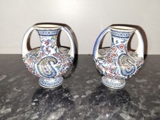 2 petites amphores en Faïence