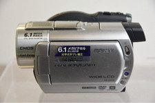 SONY DCR-DVD508 DIGITAL VIDEO CAMERA RECORDER HANDYCAM 6.1 MEGA PIXELS