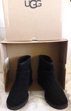 Bottines Ugg classic (pointure petit 40)  avec talons compensés