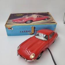 jaguar type e téléguidée