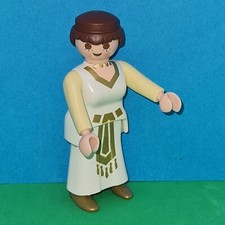 personnage avec robe Playmobil catégorie 1 réf 72