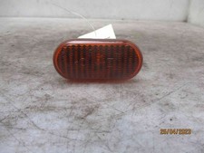 Repetiteur avant droit 8200257684 Renault CLIO II