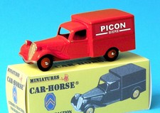 Car-Horse Citroen Traction