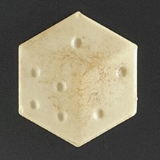 (LFA-945) LE DÉ JEU 421 Fève Moyet Perrin Biscuit