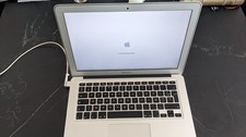 Apple MacBook Air 13" - mi-2012 - Dual-Core Intel Core i5 1,8 GHz - SSD 256 Go