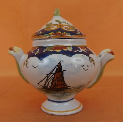 Ancienne soupière miniature - ancienne,