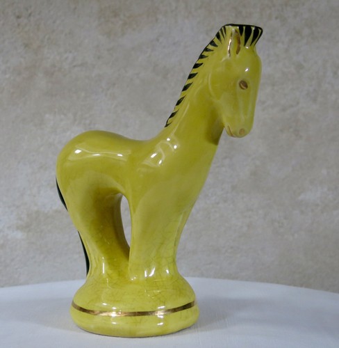 Cheval jaune belle bouteille - cheval, jaune,