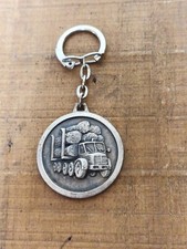 PORTE CLE METAL CAMION BERLIET UNIC SAVIEM ? porte bois transport BONNIER