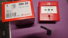 LEGRAND 38035 - Déclencheur manuel issue de secours - en ENCASTRE - à réarmement