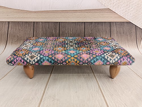 Short stool saddle - stool,