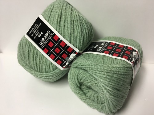 Lot pelotes de laine - de,