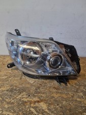 TOYOTA LAND CRUISER 150 Phare