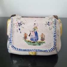 Tirelire Ancienne Beatrix Pouplard Malicorne Début XXè Forme De Sac