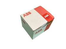 1SAP250200R0001    -  ABB  -     AO523     Module de sortie analogique     NEUF