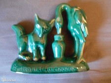 Statue faience verte le renard et la cigogne signé Augier