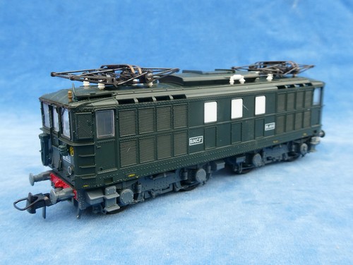 Rare top train - rare, ho