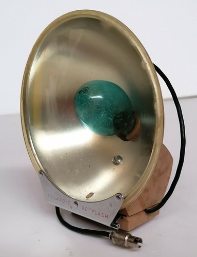 Polaroid flash brown - polaroid,