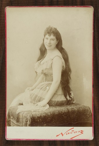 Actrice théâtre alice - l'actrice,