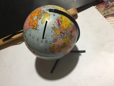 ANCIENNE PETITE MAPPEMONDE PUBLICITAIRE MOTTA TIRELIRE GLOBE TÔLE en BEG