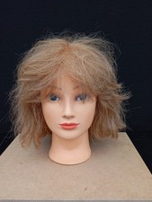 Tête À Coiffer