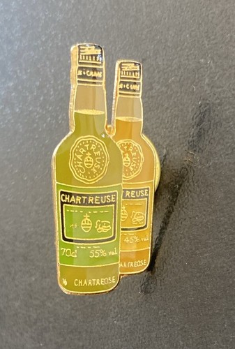Pin bouteilles chartreuse - pin's,