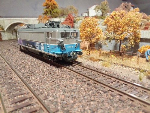 Locomotive électrique hj2079 - électrique,