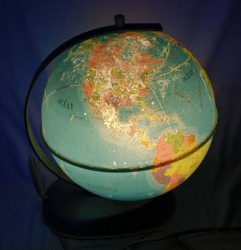 Bel ancien globe - ancien,