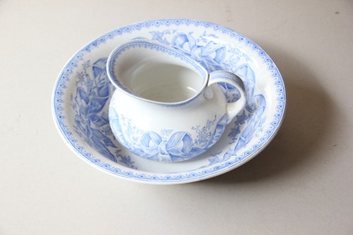 Ancien service toilette - ancien,