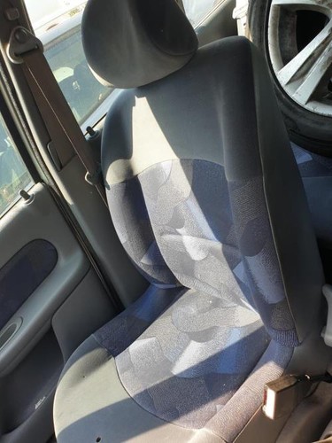 Siege avant droit - , clio