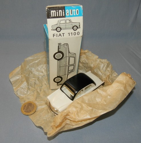 Mini auto kaden kdn - auto,