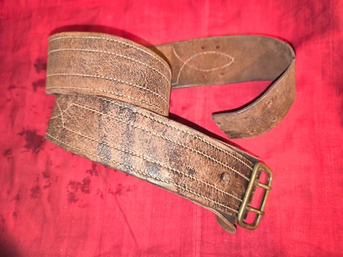 Ceinturon cuir fauve sous