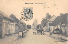 CPA 60 ESQUENNOY / RUE D'AMIENS / ATTELAGE A CHIEN