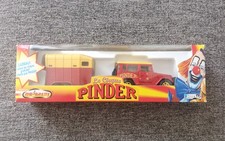 MAJORETTE "   CIRQUE PINDER "
