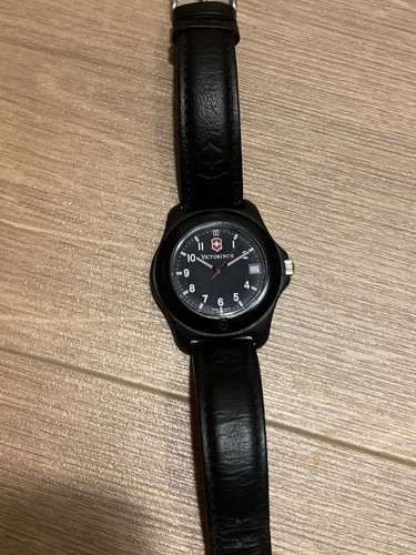 Montre vintage victorinox - vintage,