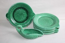 Service à poissons faïence de Sarreguemines, barbotine vert, 10 ass. et saucière