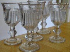 PORTIEUX 5 ANCIENS VERRES A