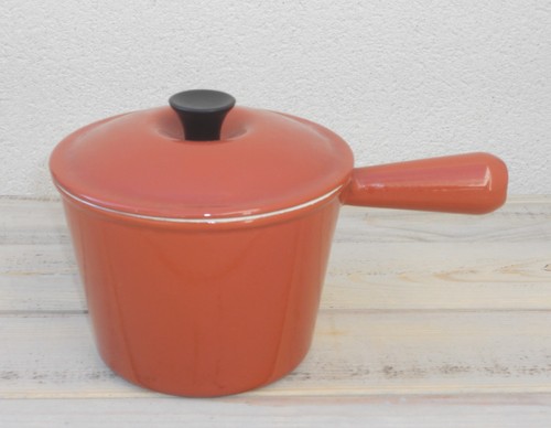 Creuset poêlon caquelon - le,