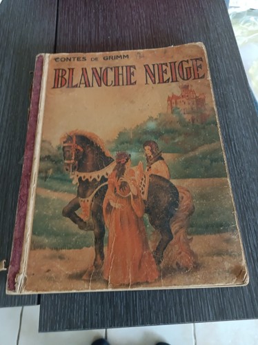Blanche neige contes grimm - neige, de