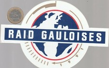 Autocollant.  Automobile. RAID