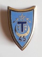 INSIGNE 45é REGIMENT DE