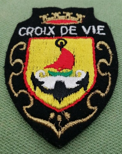Croix vie écusson - croix,