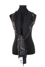 Écharpe en laine grise