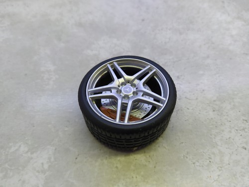Roue arrière - 1/18,