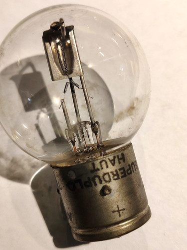 Lampe auto ancienne 1983